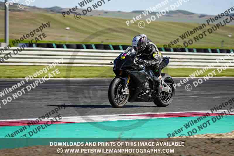 Circuito de Navarra;Spain;event digital images;motorbikes;no limits;peter wileman photography;trackday;trackday digital images